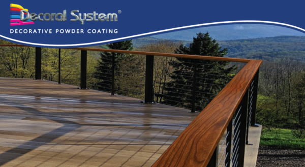 Decoral System Powder Coated Wood Grains for Handrails 屋外のバルコニーへの設置例。